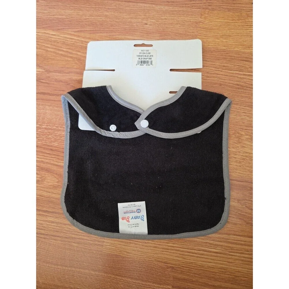 MLB Toronto Blue Jays All-Pro Baby Bib NEW Baby Infant Newborn Machine Washable